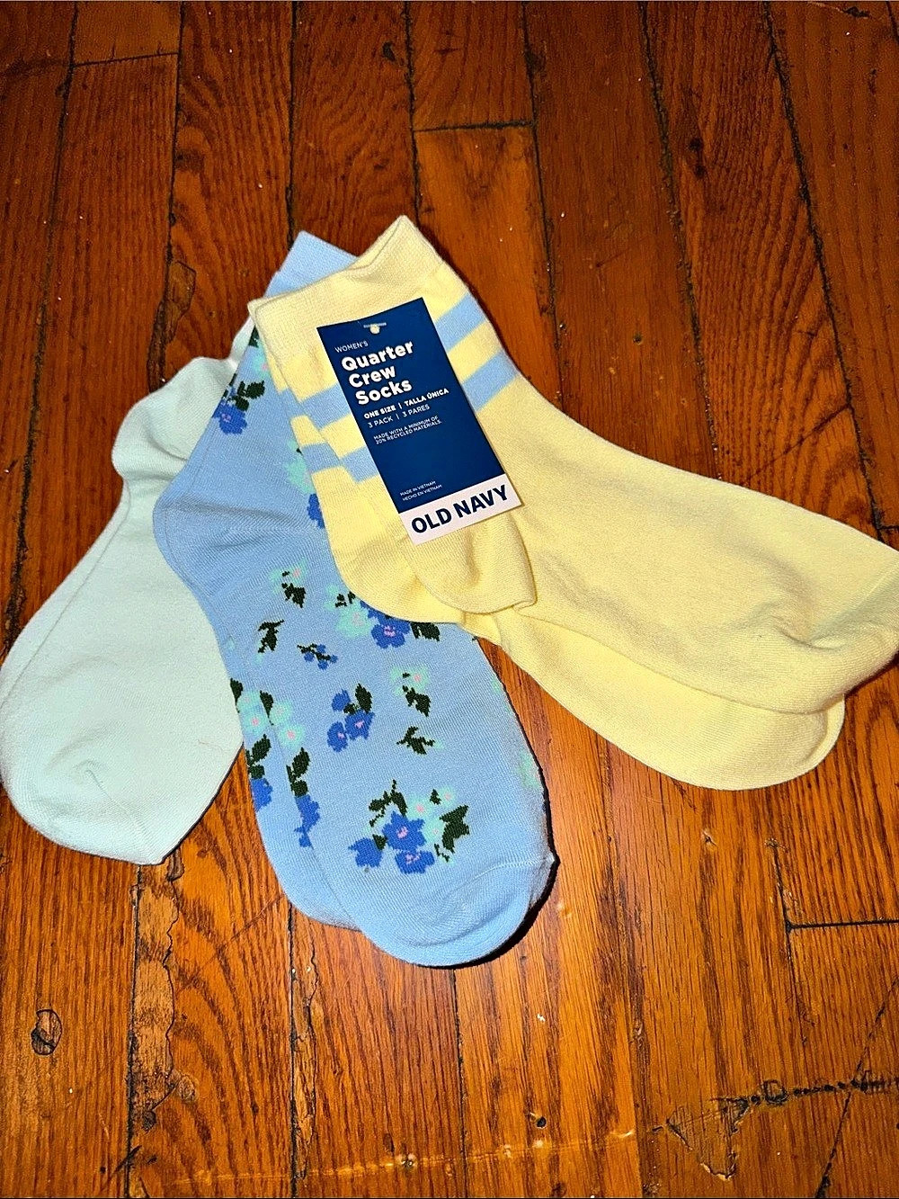 Old Navy Quarter Crew Socks Floral Socks Yellow & Blue NWT